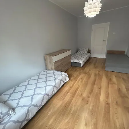 Homestay Makuszynskiego *