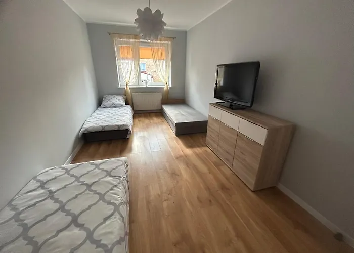 Makuszynskiego Проживание в семье *